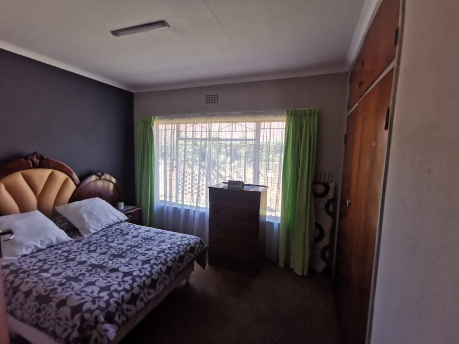 3 Bedroom Property for Sale in Barvallen Gauteng