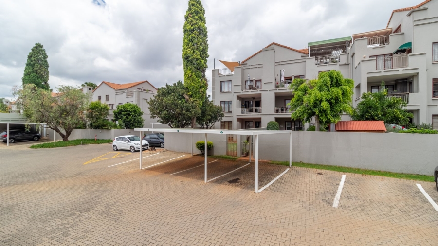 To Let 2 Bedroom Property for Rent in Bedfordview Gauteng