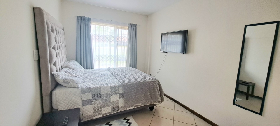 2 Bedroom Property for Sale in The Reeds Gauteng