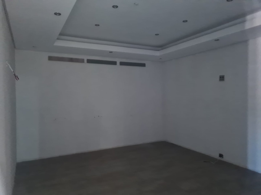  Bedroom Property for Sale in Lenasia Ext 6 Gauteng