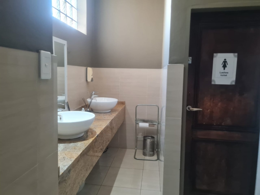  Bedroom Property for Sale in Lenasia Ext 6 Gauteng