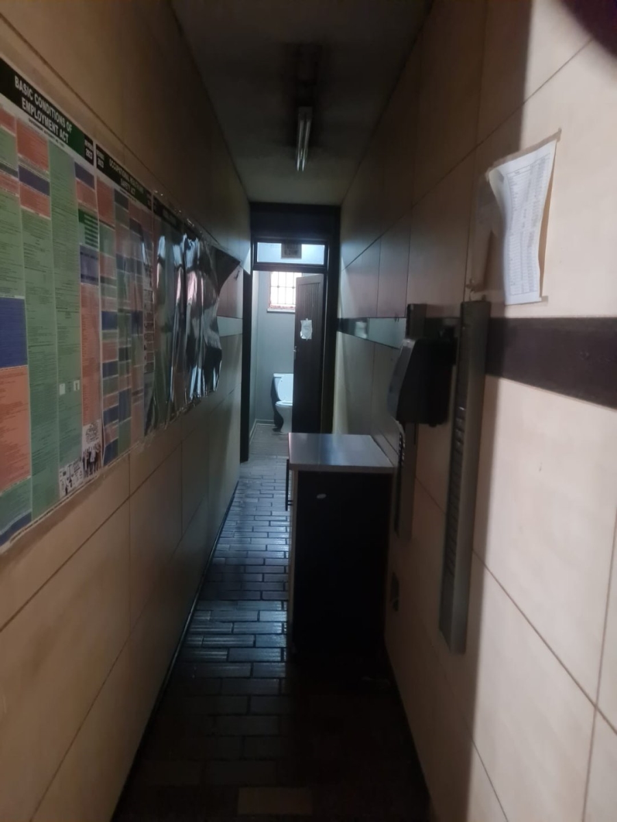  Bedroom Property for Sale in Lenasia Ext 6 Gauteng