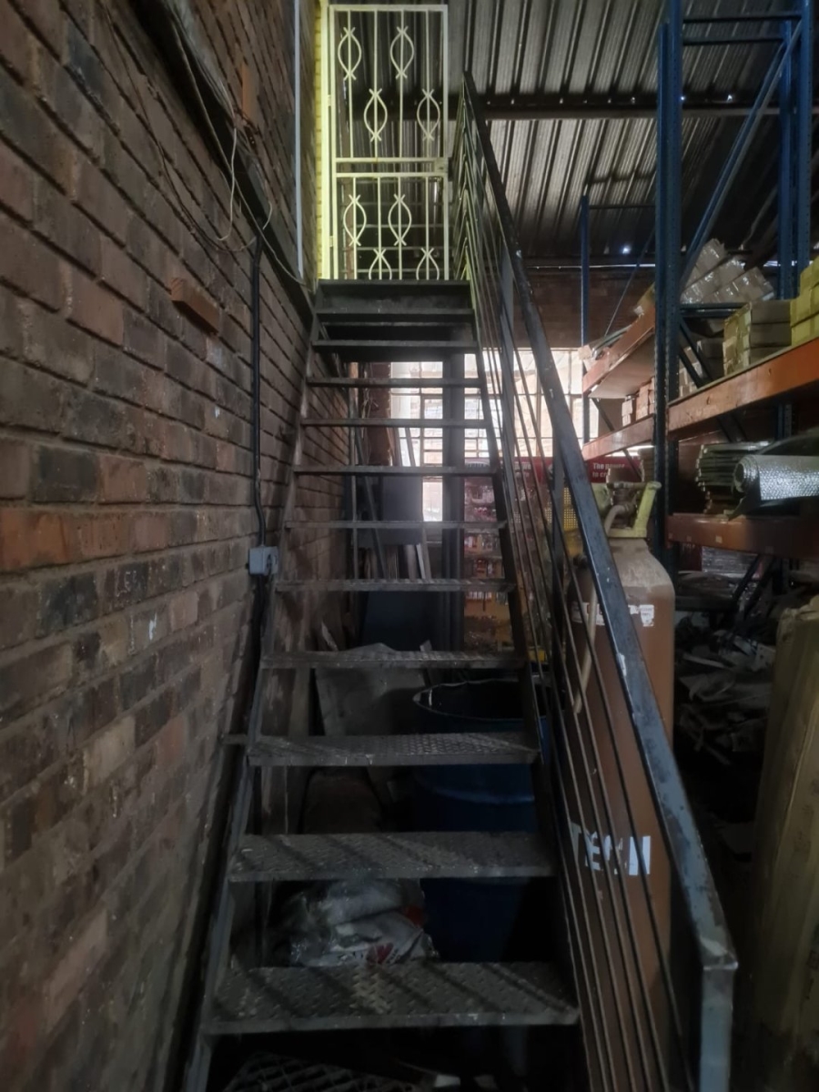  Bedroom Property for Sale in Lenasia Ext 6 Gauteng