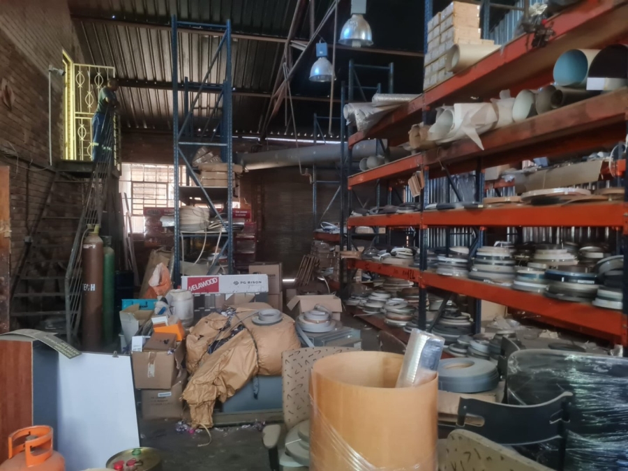  Bedroom Property for Sale in Lenasia Ext 6 Gauteng