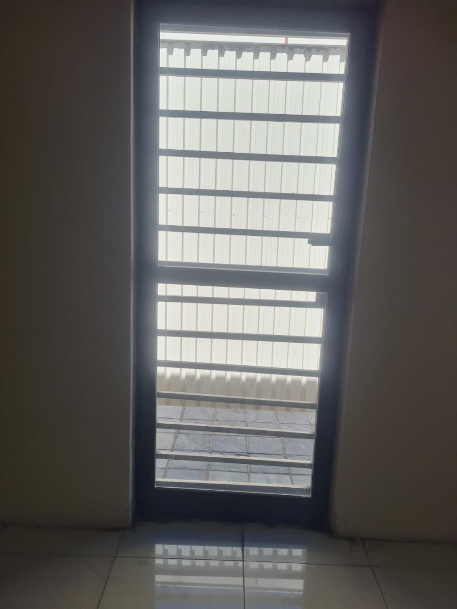  Bedroom Property for Sale in Lenasia Ext 6 Gauteng