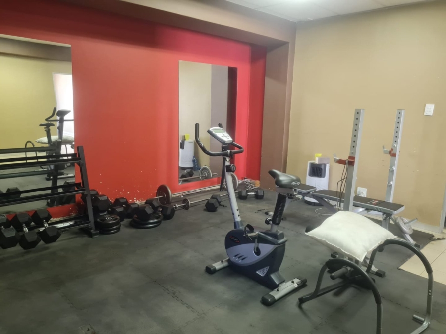  Bedroom Property for Sale in Lenasia Ext 6 Gauteng