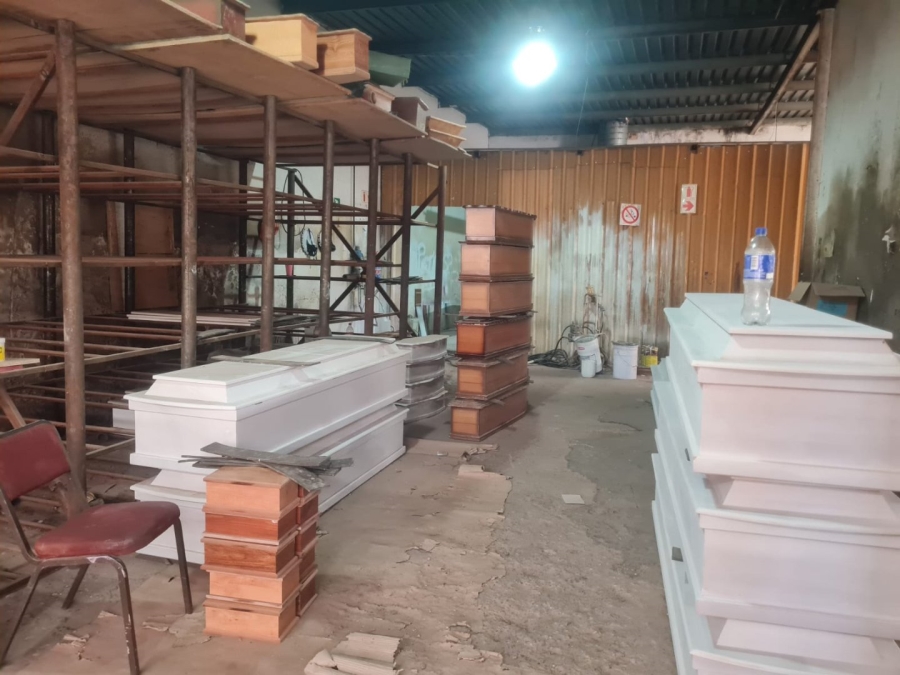  Bedroom Property for Sale in Lenasia Ext 6 Gauteng
