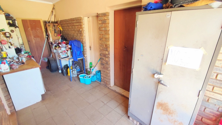 Commercial Property for Sale in Andeon AH Gauteng