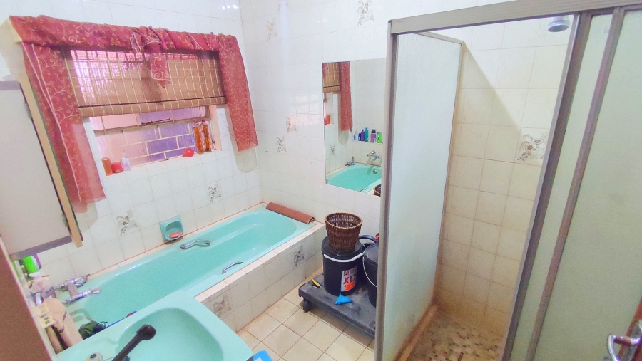 Commercial Property for Sale in Andeon AH Gauteng
