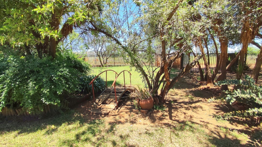 Commercial Property for Sale in Andeon AH Gauteng