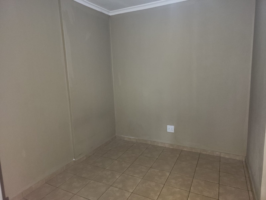 To Let 1 Bedroom Property for Rent in Benoni Central Gauteng
