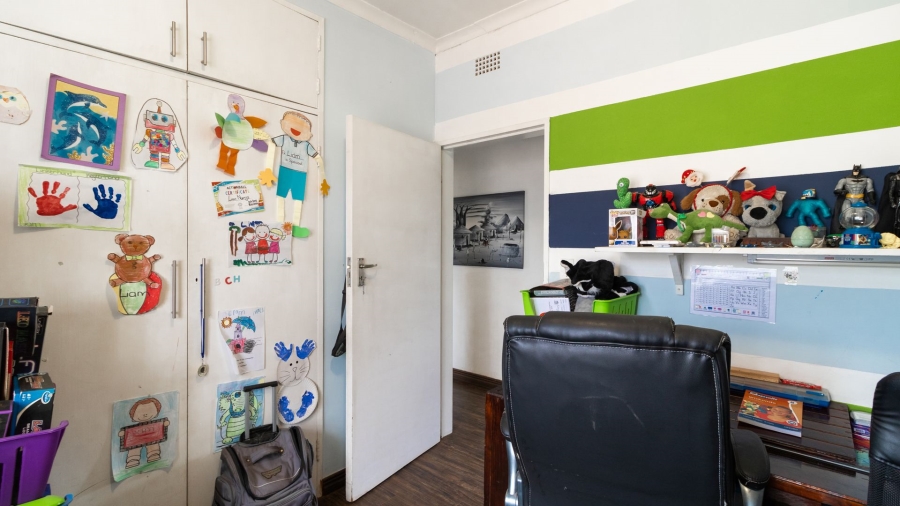4 Bedroom Property for Sale in Van Riebeeck Park Gauteng