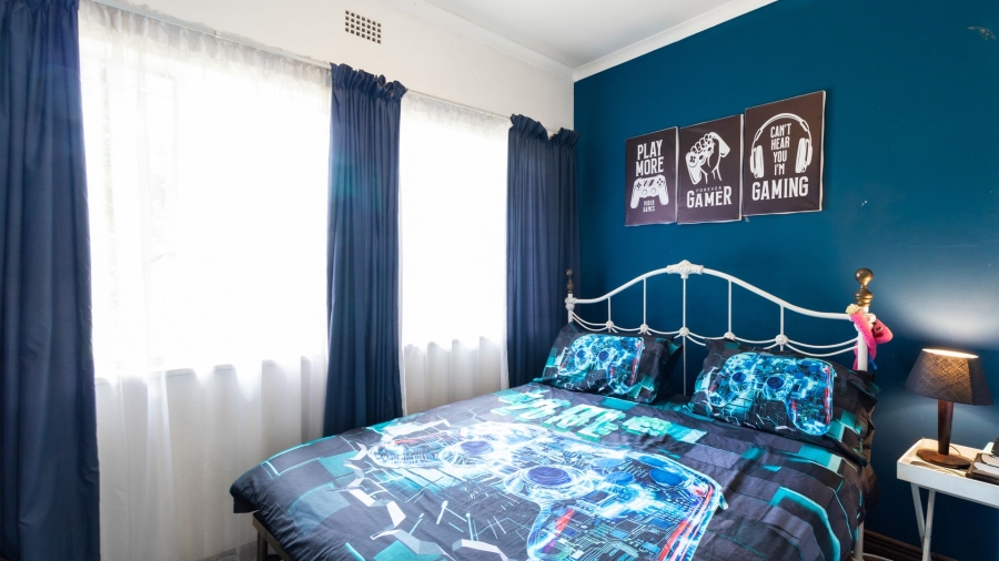 4 Bedroom Property for Sale in Van Riebeeck Park Gauteng
