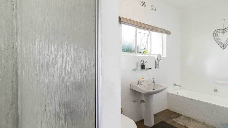 4 Bedroom Property for Sale in Van Riebeeck Park Gauteng