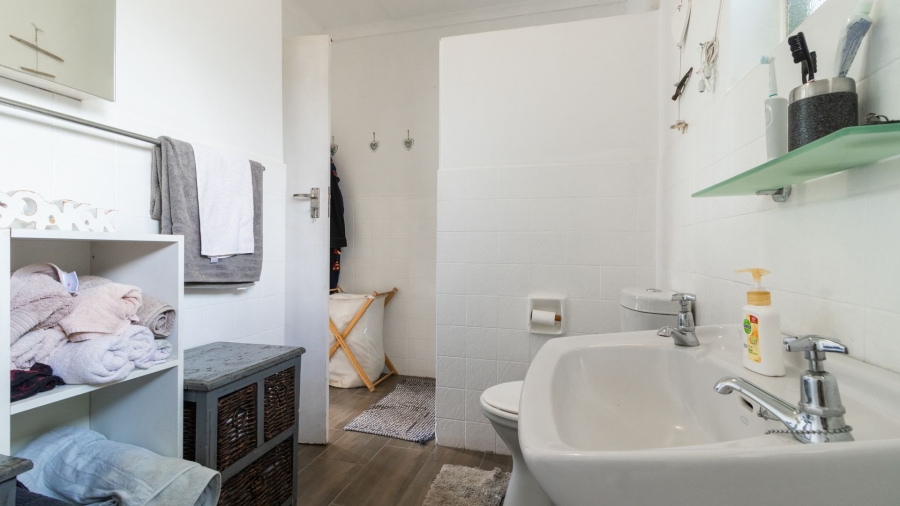 4 Bedroom Property for Sale in Van Riebeeck Park Gauteng