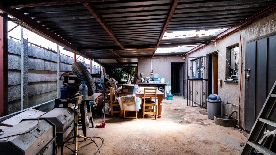 4 Bedroom Property for Sale in Van Riebeeck Park Gauteng