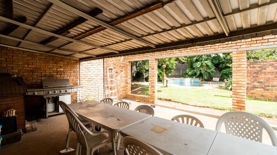 4 Bedroom Property for Sale in Van Riebeeck Park Gauteng