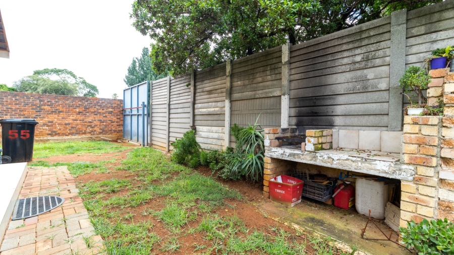 4 Bedroom Property for Sale in Van Riebeeck Park Gauteng