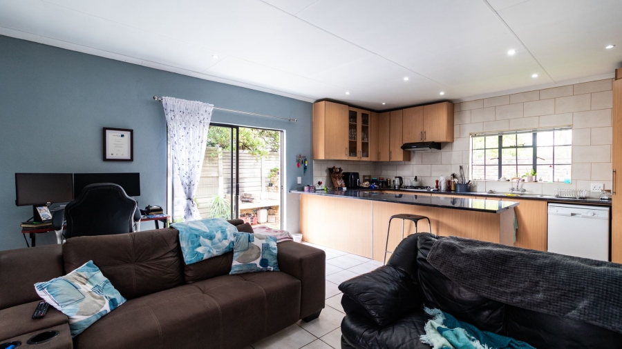 4 Bedroom Property for Sale in Van Riebeeck Park Gauteng