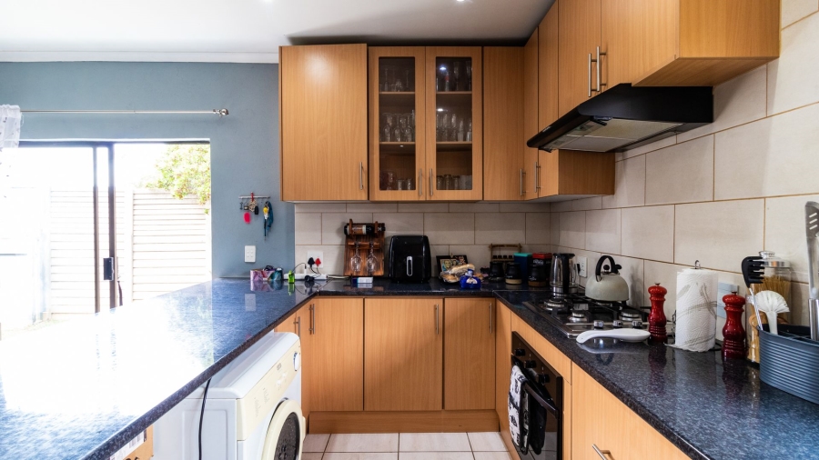 4 Bedroom Property for Sale in Van Riebeeck Park Gauteng