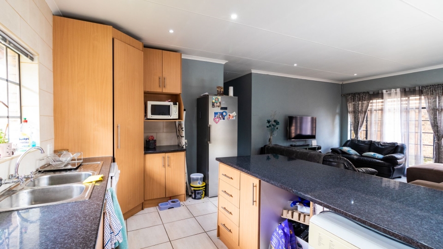 4 Bedroom Property for Sale in Van Riebeeck Park Gauteng