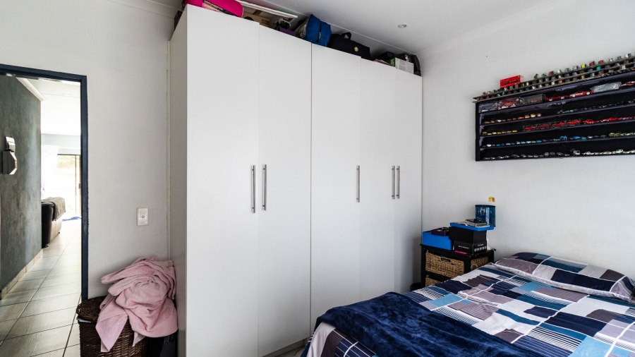 4 Bedroom Property for Sale in Van Riebeeck Park Gauteng
