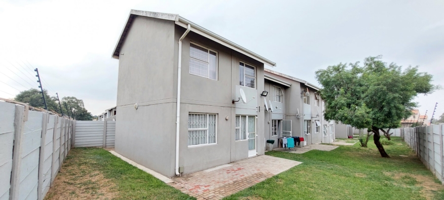 1 Bedroom Property for Sale in Ormonde Gauteng