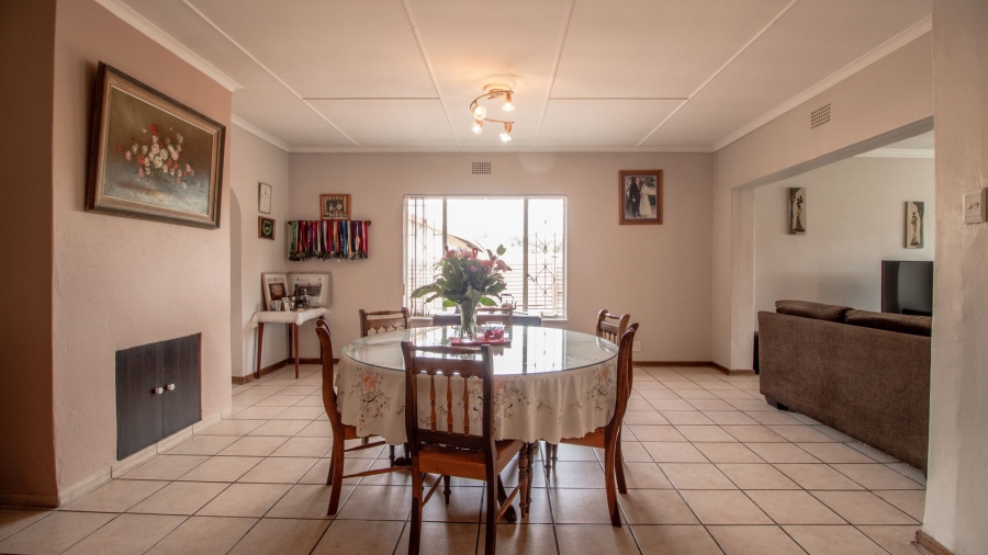 4 Bedroom Property for Sale in Van Riebeeck Park Gauteng