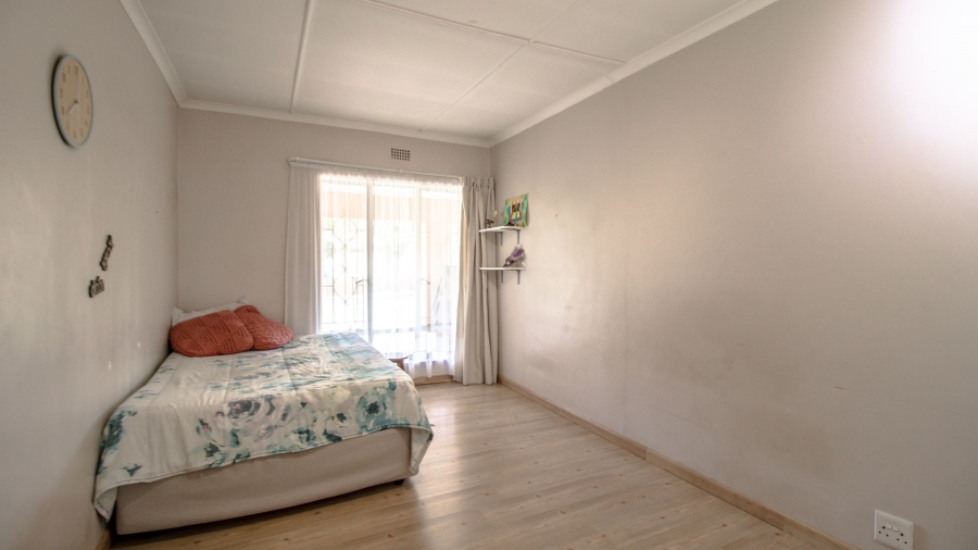 4 Bedroom Property for Sale in Van Riebeeck Park Gauteng