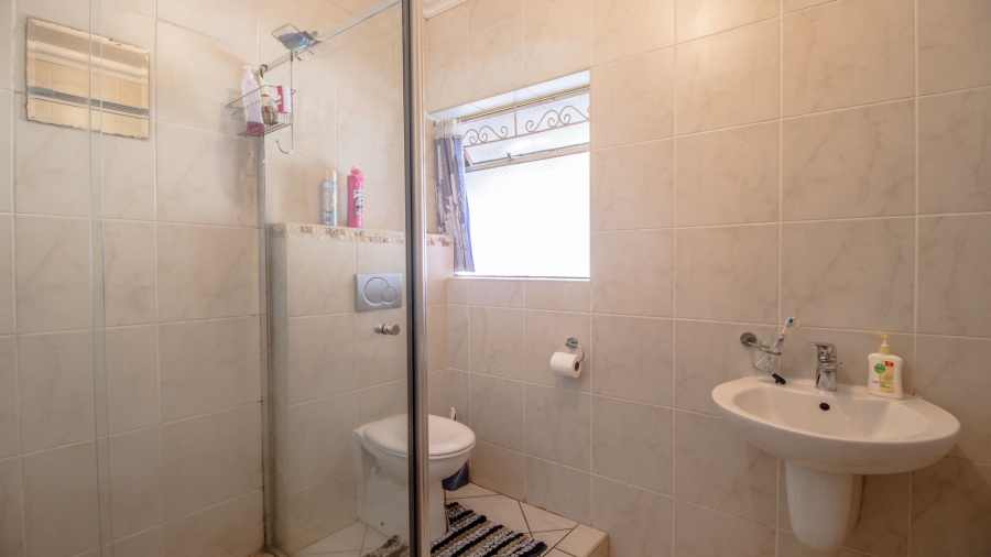 4 Bedroom Property for Sale in Van Riebeeck Park Gauteng