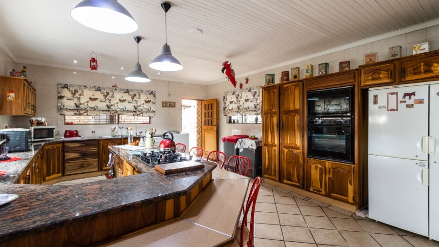 4 Bedroom Property for Sale in Bonaero Park Gauteng