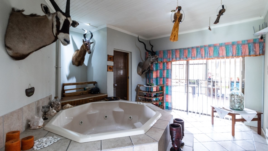 4 Bedroom Property for Sale in Bonaero Park Gauteng