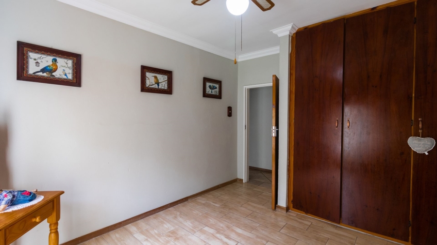 4 Bedroom Property for Sale in Bonaero Park Gauteng