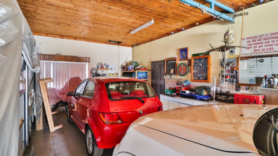 4 Bedroom Property for Sale in Bonaero Park Gauteng