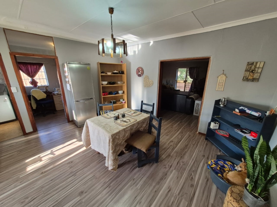 To Let 5 Bedroom Property for Rent in Bashewa A H Gauteng