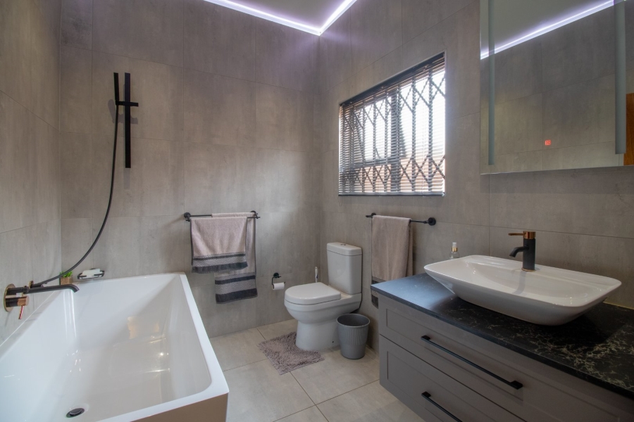 3 Bedroom Property for Sale in Comet Gauteng