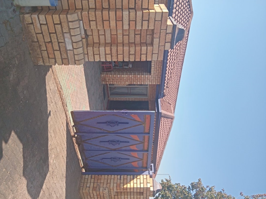 3 Bedroom Property for Sale in Danville Gauteng