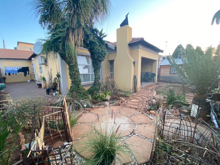 4 Bedroom Property for Sale in Montana Gauteng