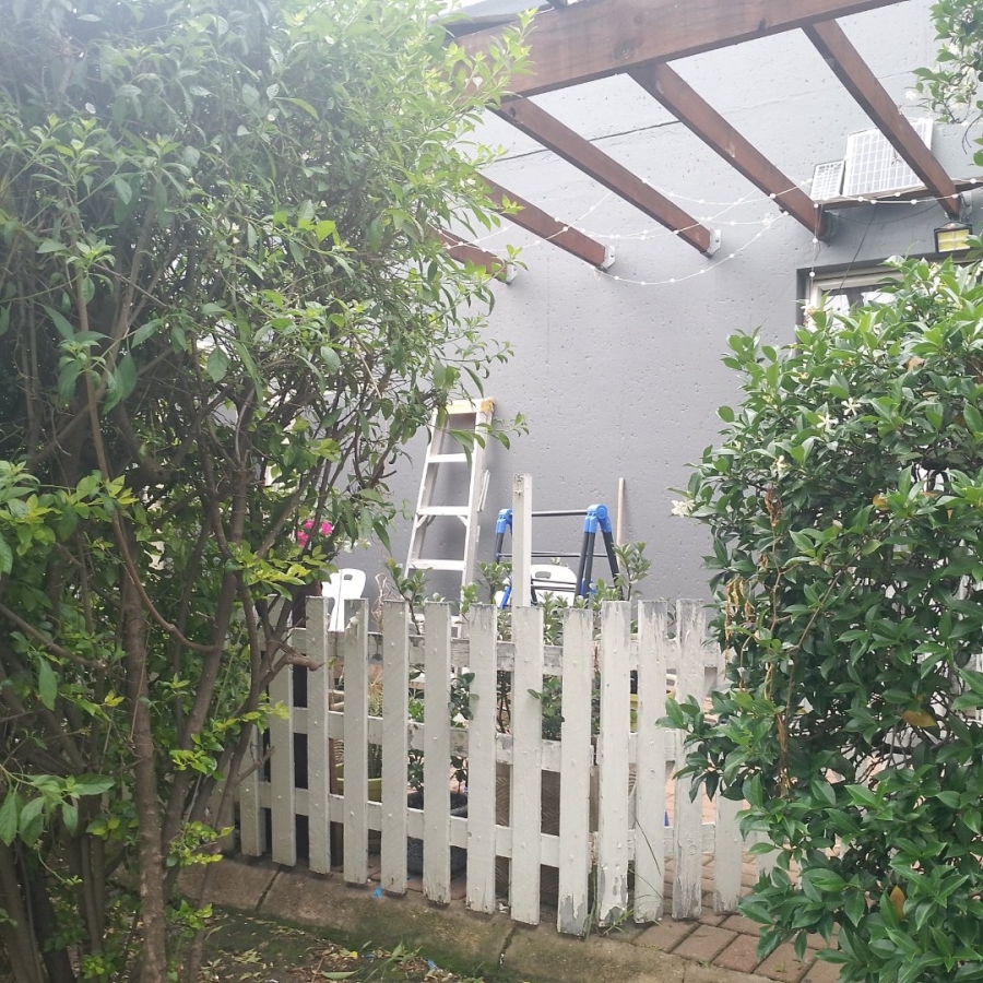 2 Bedroom Property for Sale in Aloe Ridge Estate Gauteng