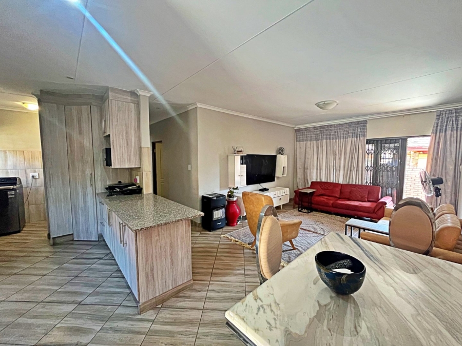 3 Bedroom Property for Sale in Pretoria North Gauteng