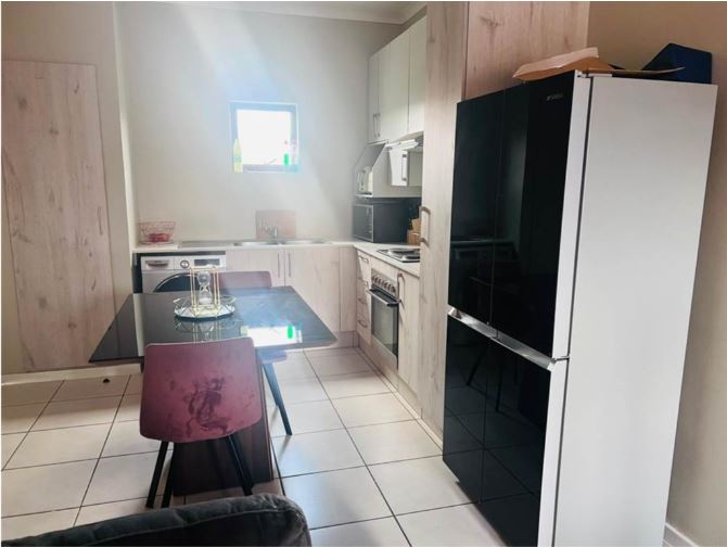 2 Bedroom Property for Sale in Grand Central Gauteng