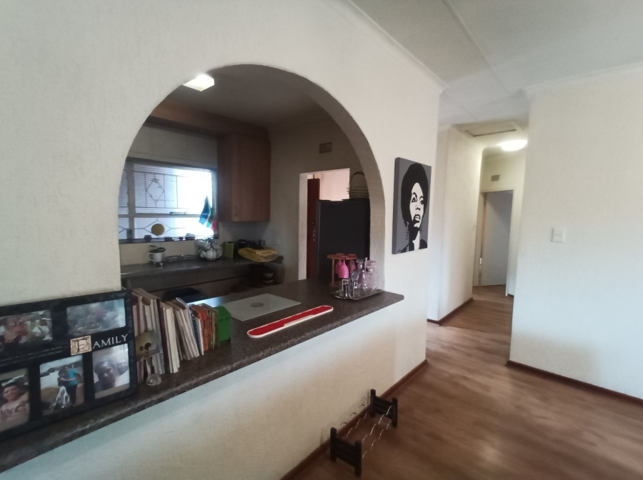To Let 2 Bedroom Property for Rent in Atholl Gauteng