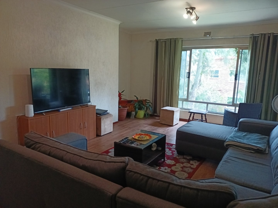 To Let 2 Bedroom Property for Rent in Atholl Gauteng