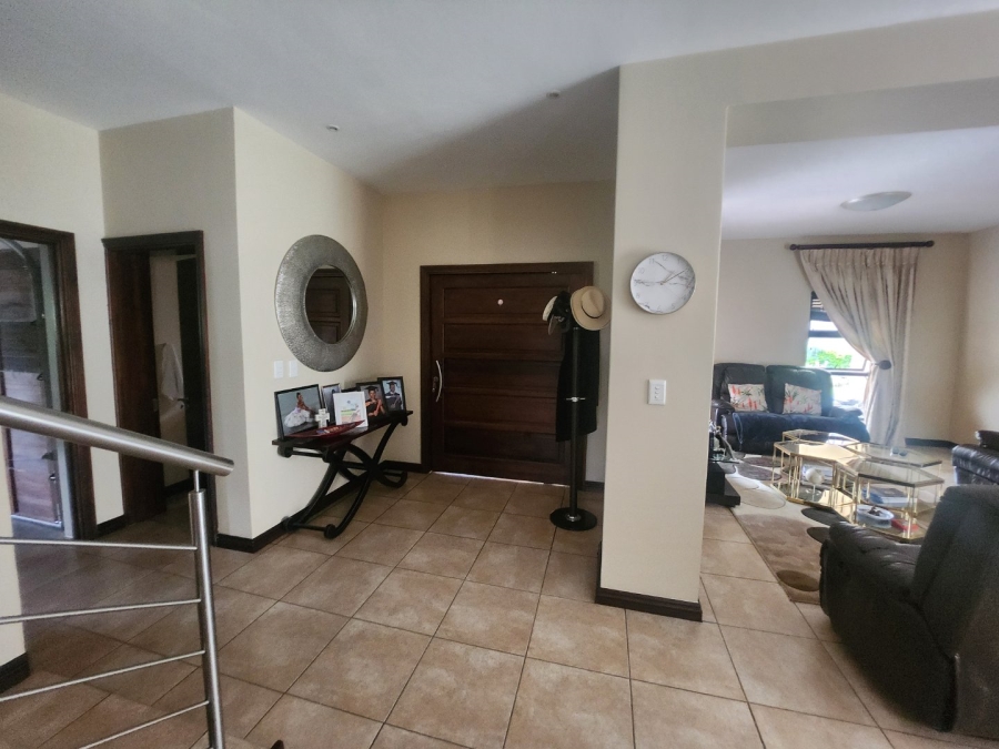 To Let 4 Bedroom Property for Rent in Kyalami Glen Estate Gauteng