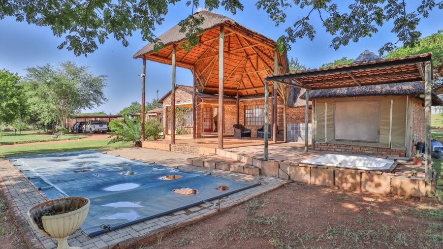 Commercial Property for Sale in Waterval Gauteng