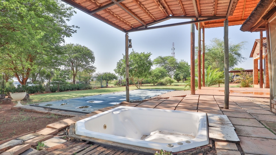 Commercial Property for Sale in Waterval Gauteng