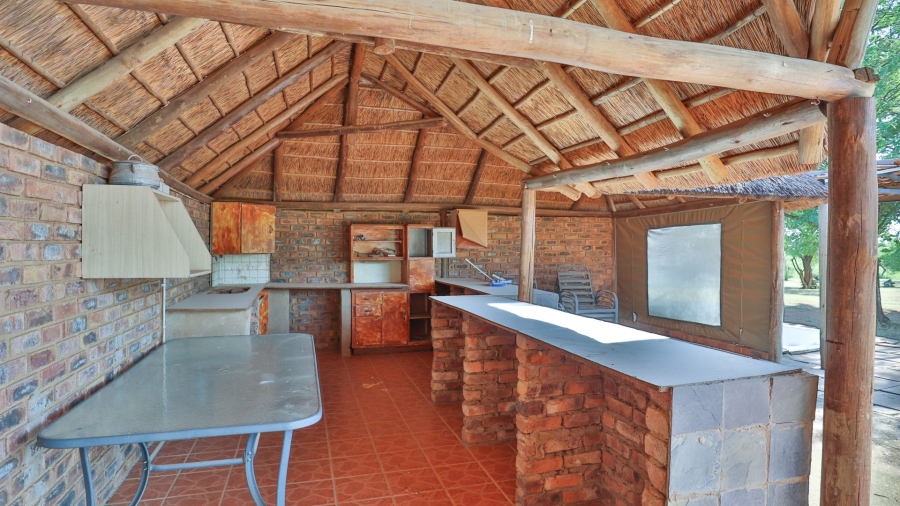 Commercial Property for Sale in Waterval Gauteng