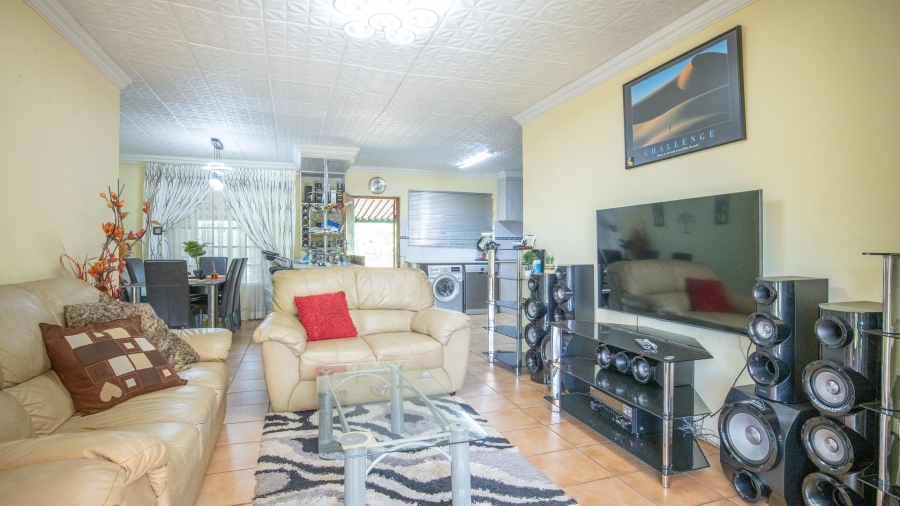 Commercial Property for Sale in Waterval Gauteng