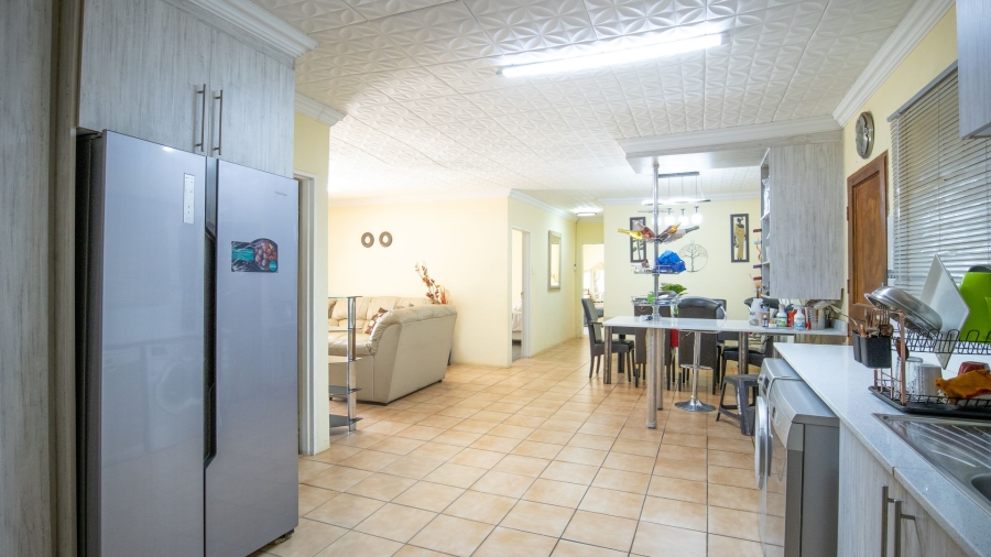 Commercial Property for Sale in Waterval Gauteng