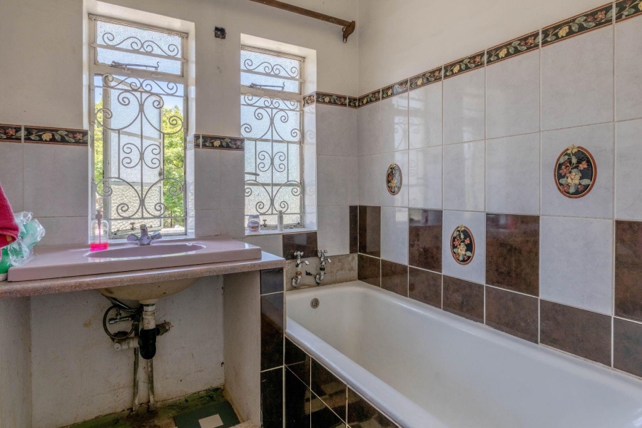 4 Bedroom Property for Sale in Kensington Gauteng